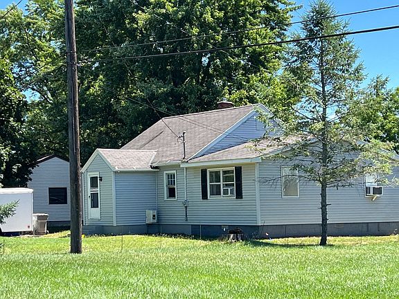 2nd image of 4570 Riverbend Dr SW