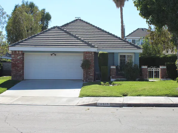 26515 Mistletoe Ct, Santa Clarita, CA 91355