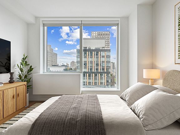 4th image of 180 Broome St APT 2005