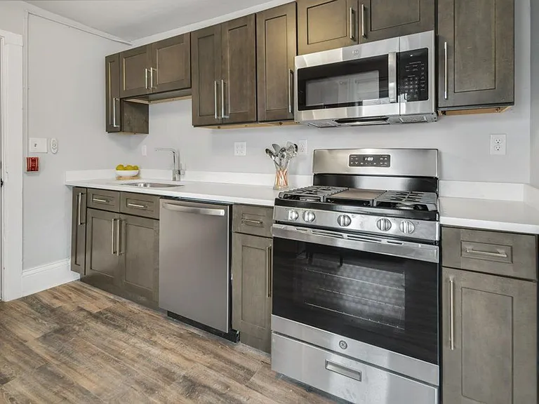 105 Highland Pl — Photo 90