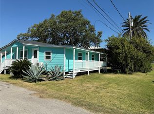 726 4th St, San Leon, TX 77539