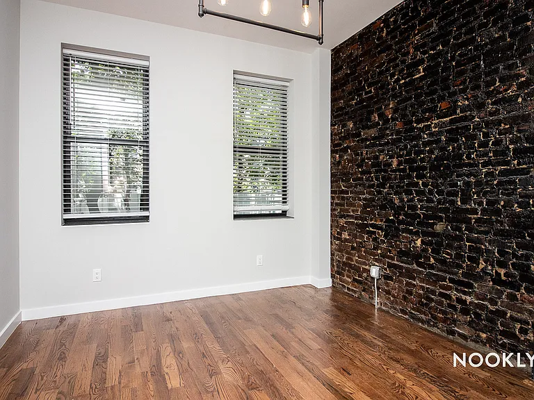 1553 De Kalb Ave #1R — Photo 9