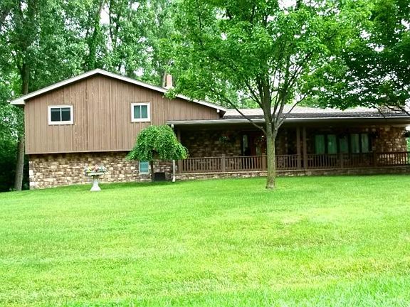 2nd image of 3810 Sheryl Dr