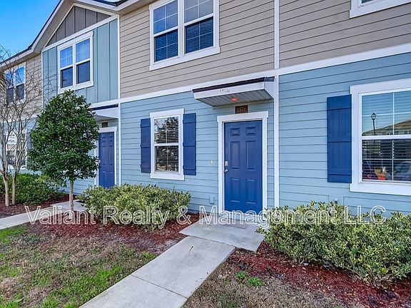 3rd image of 3978 Oak Mill Rd