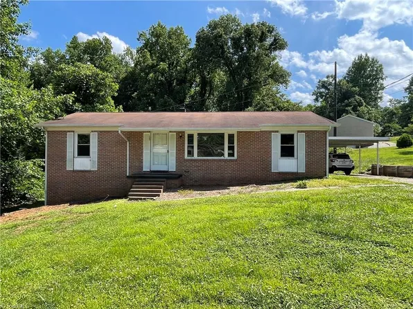 102 James St, Elkin, NC 28621