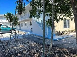 4652 Poinciana St #1 — Photo 1