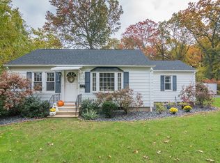 21 Gates Ave, East Longmeadow, MA 01028