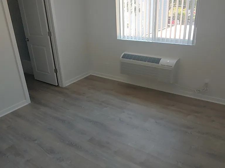 5366 S Laramie Ave #202 — Photo 7