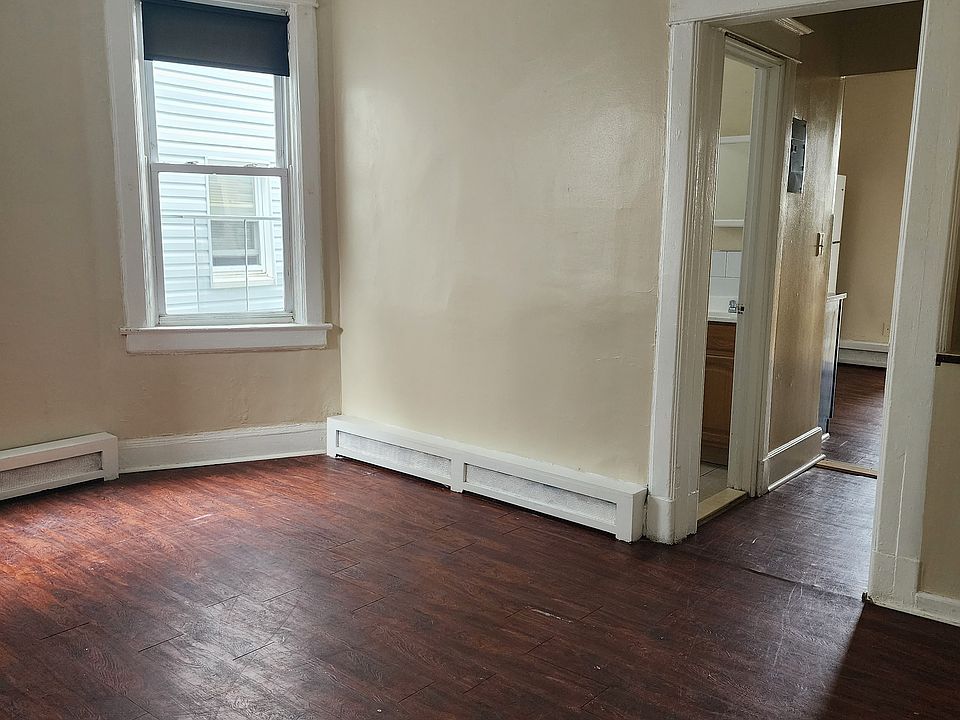 1st image of 44 Morningside Ave APT 2