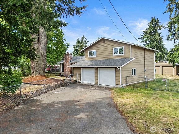 2nd image of 21502 38th Avenue E