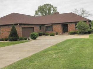176 Ironwood Dr, Murray, KY 42071