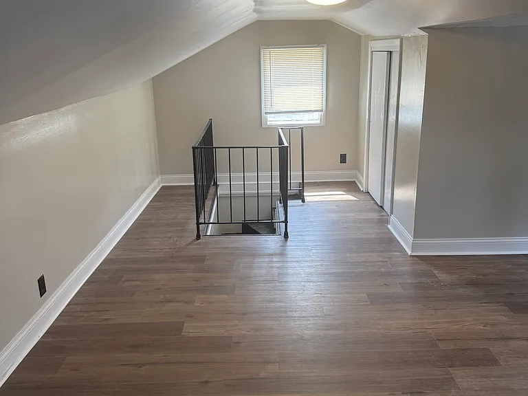 4628 Ray Ave — Photo 6