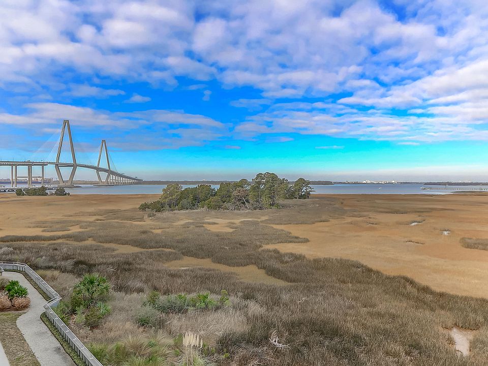 1st image of 139 Cooper River Dr #139