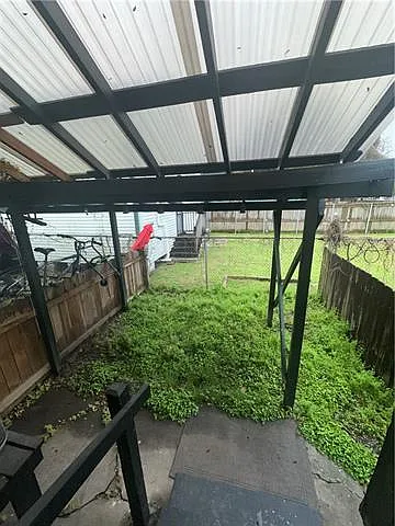 2110 Dabadie St — Photo 10