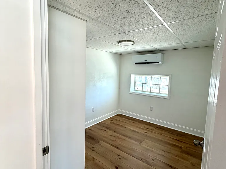 711 W Eastland St #C — Photo 5