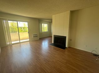 1447 Brockton Ave APT 6, Los Angeles, CA 90025