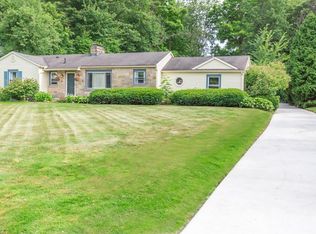 2460 Ridgewood Rd, Akron, OH 44313