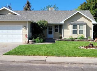 1928 Ouray Dr, Montrose, CO 81401