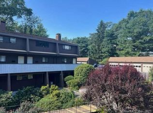 155 Knapps Hwy UNIT 155, Fairfield, CT 06825