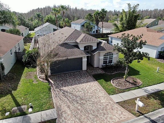 4th image of 30538 Tremont Dr