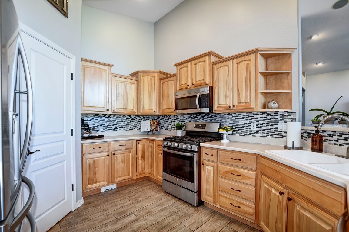 Kitchen 1