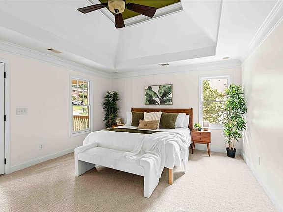 5th image of 1733 Mary Lou Ln