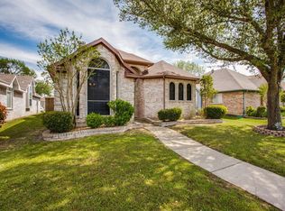 2208 Walden Pl, Mesquite, TX 75181