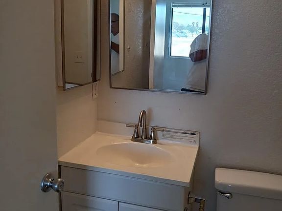 3rd image of 20961 83rd St #4A