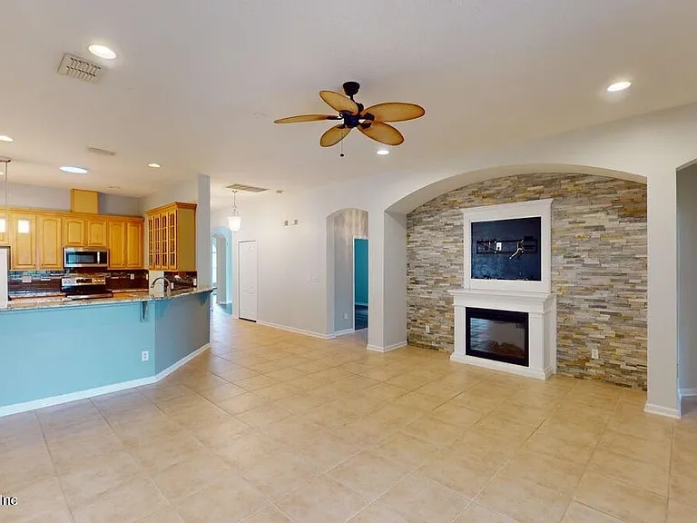 202 Casa Sevilla Ave — Photo 15