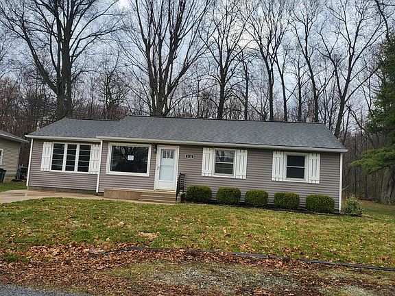 2nd image of 1522 Southwood Dr