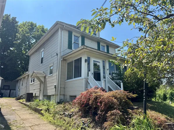 46 Sturtevant St, Johnson City, NY 13790