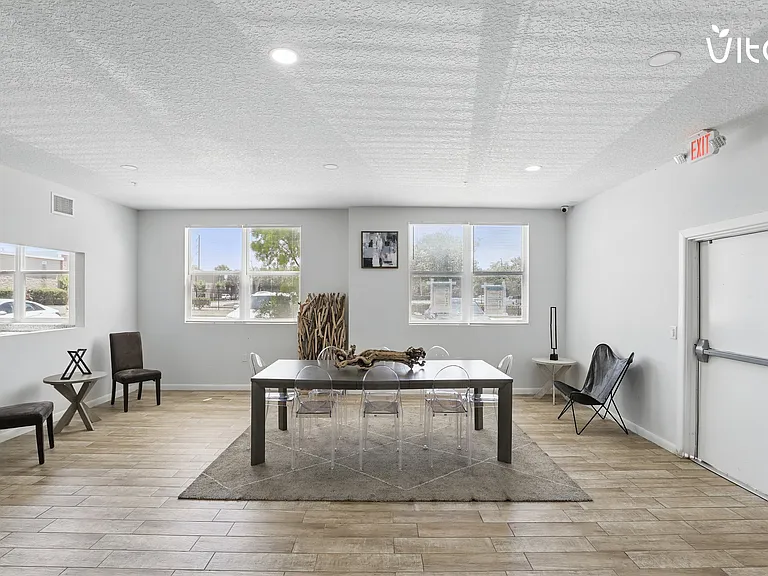 820 Isaacville Dr #109 — Photo 4