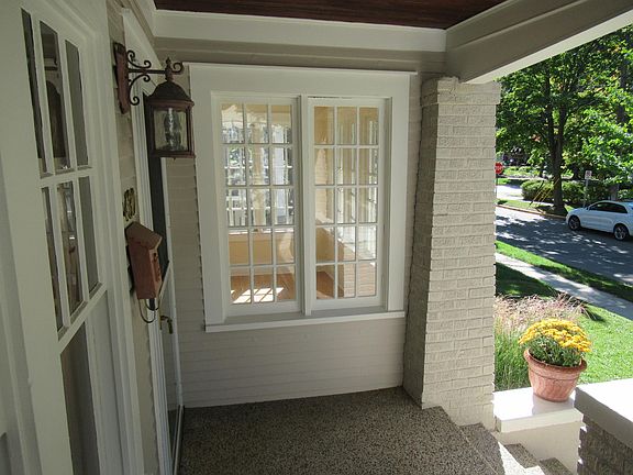 Sun room overlooking street