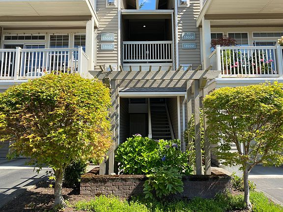 Only four units in the building with garages on the first level