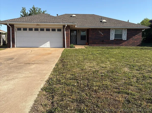 1520 Lakeview Dr, Cushing, OK 74023