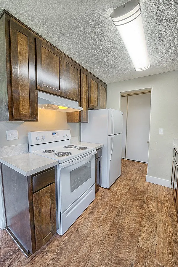 The Lindale Apartments — Photo 1