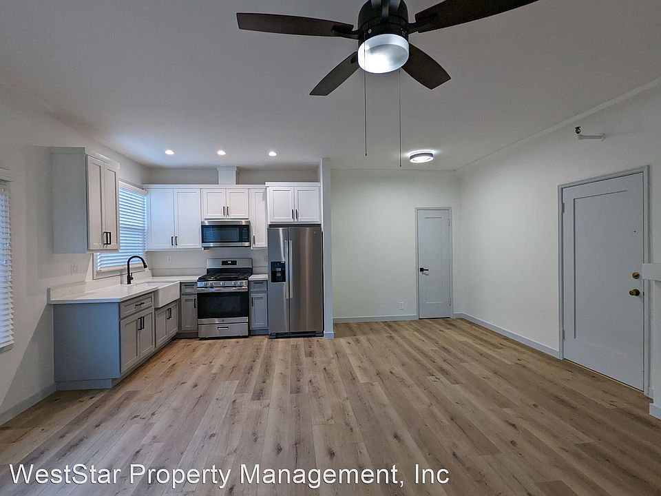 1st image of 1152 E 1st St APT 103