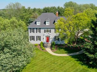 2303 Sycamore Hills Dr, Fort Wayne, IN