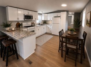 10 N Overbrook Dr, Saint Charles, MO 63301
