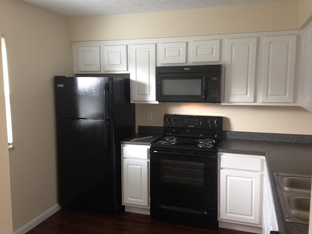 2nd image of 1520 Bradshire Dr APT C