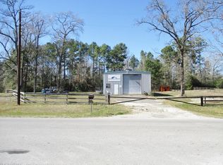 241 Old Groveton Rd S, Onalaska, TX 77360