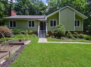 3582 Carvins Cove Rd, Salem, VA 24153