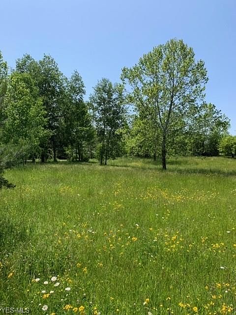 1st image of 300 Chagrin Blvd