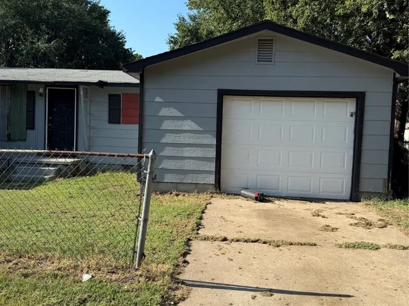 1401 E 1st St, Okmulgee, OK 74447