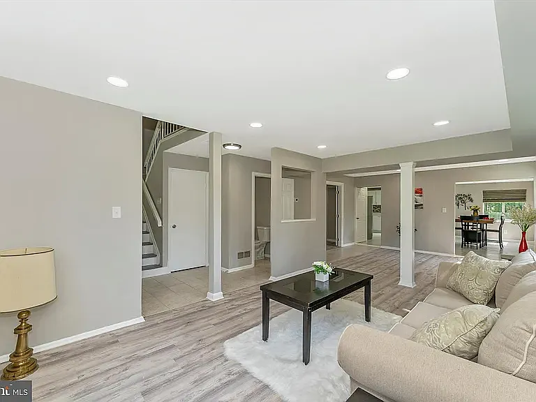 10704 Woodlawn Blvd — Photo 7