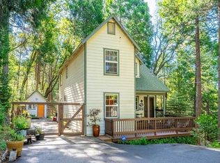 3175 Darby Ln, Pollock Pines, CA 95726