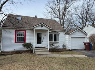 2469 Fernwood Ave, Ann Arbor, MI 48104