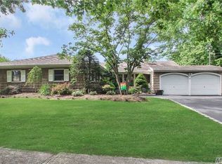 70 Comerford St, Port Jefferson Station, NY 11776