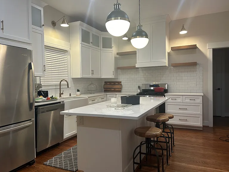 186 State St — Photo 1