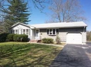 23 Amelia Dr, Clark, NJ 07066